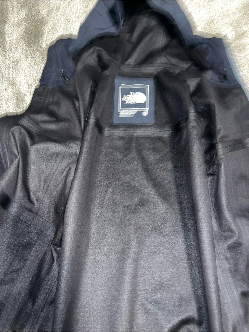 The North Face Men's Gray HyVent Hooded Ski Jacket Shell Size S Euc